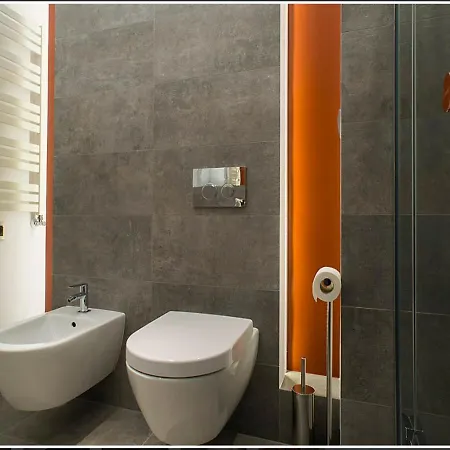 Apartment Inpoint Main Station&old Town *