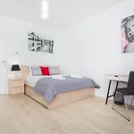 Inpoint - Steps From Main Station&old Town Self Check-in * Krakau