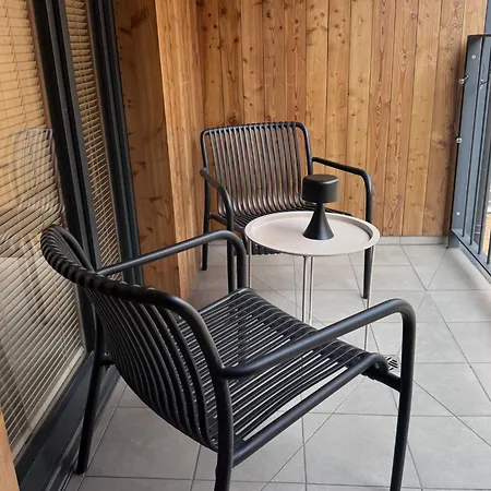 アパート Inpoint - Steps From Main Station&old Town Self Check-in *