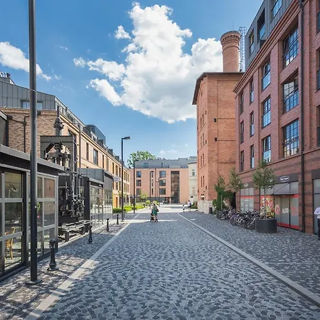 Apartment Inpoint - Steps From Main Station&old Town Self Check-in