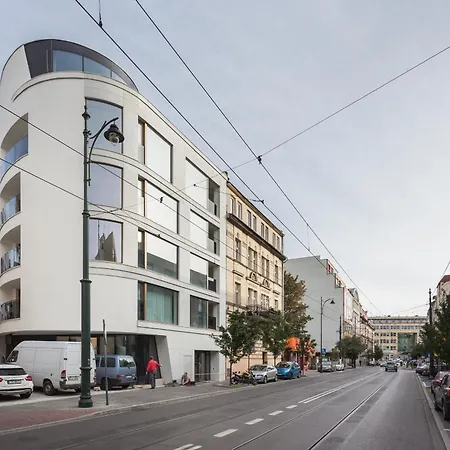 Apartment Inpoint - Steps From Main Station&old Town Self Check-in